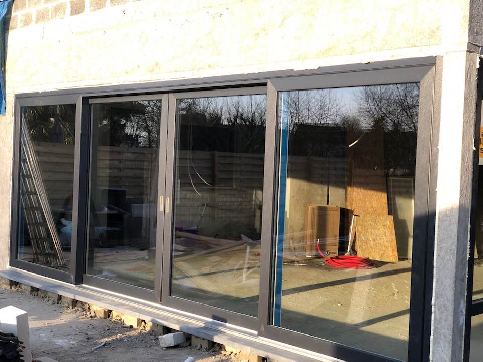 Spécialiste du dépannage de vitrage sur PVC en belgique